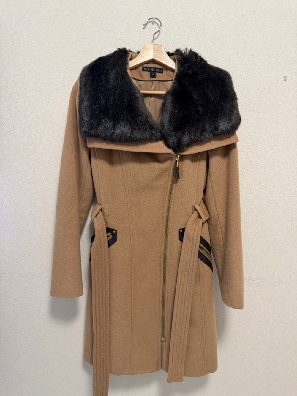 Via Spiga Camel Trench Coat with Dark Faux Fur Collar